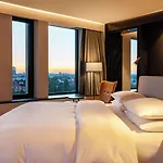 Andaz Schwabinger Tor, By Hyatt 5* Mnichov