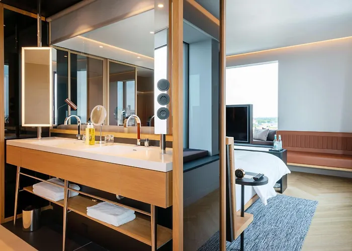 Andaz Schwabinger Tor, By Hyatt Munich